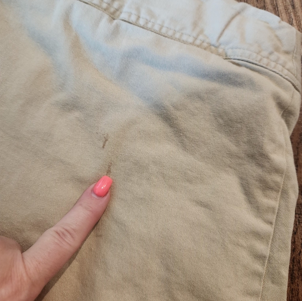 Classic Tan Pleated Skirt - Picture 3 of 4